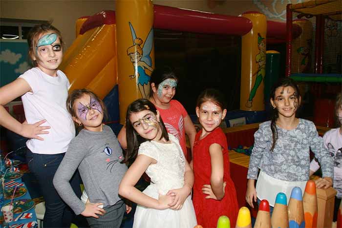 Painting faces | Kids Party