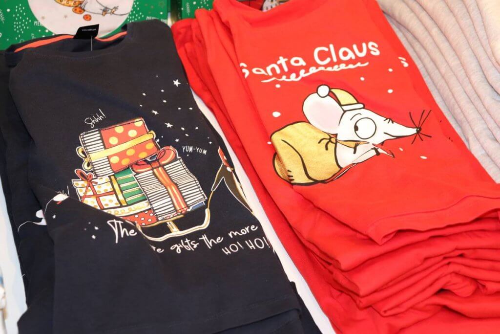 t shirts with christmas print drawn with mouse an 2022 11 15 16 06 27 utc 1